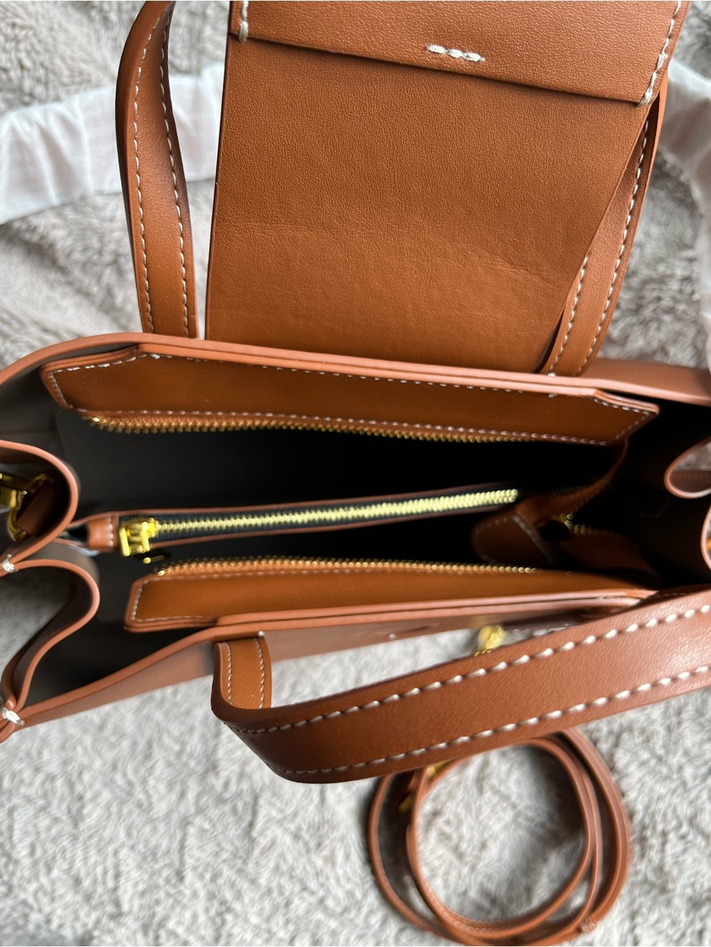 Aallyn Stella Leather Medium Satchel - Picture 5 of 6